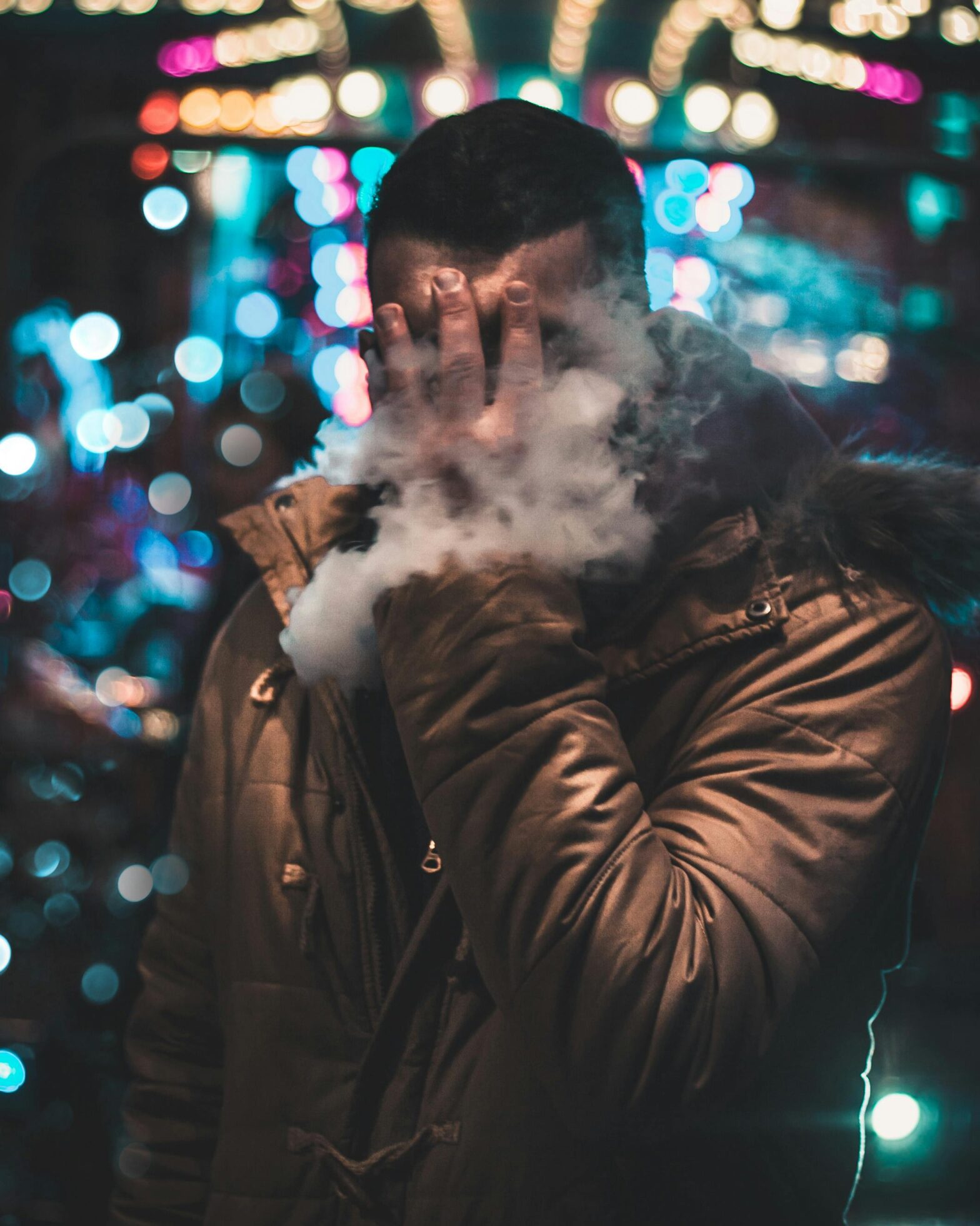 Can a Dentist Tell If You Smoke, Vape, or Use Weed?